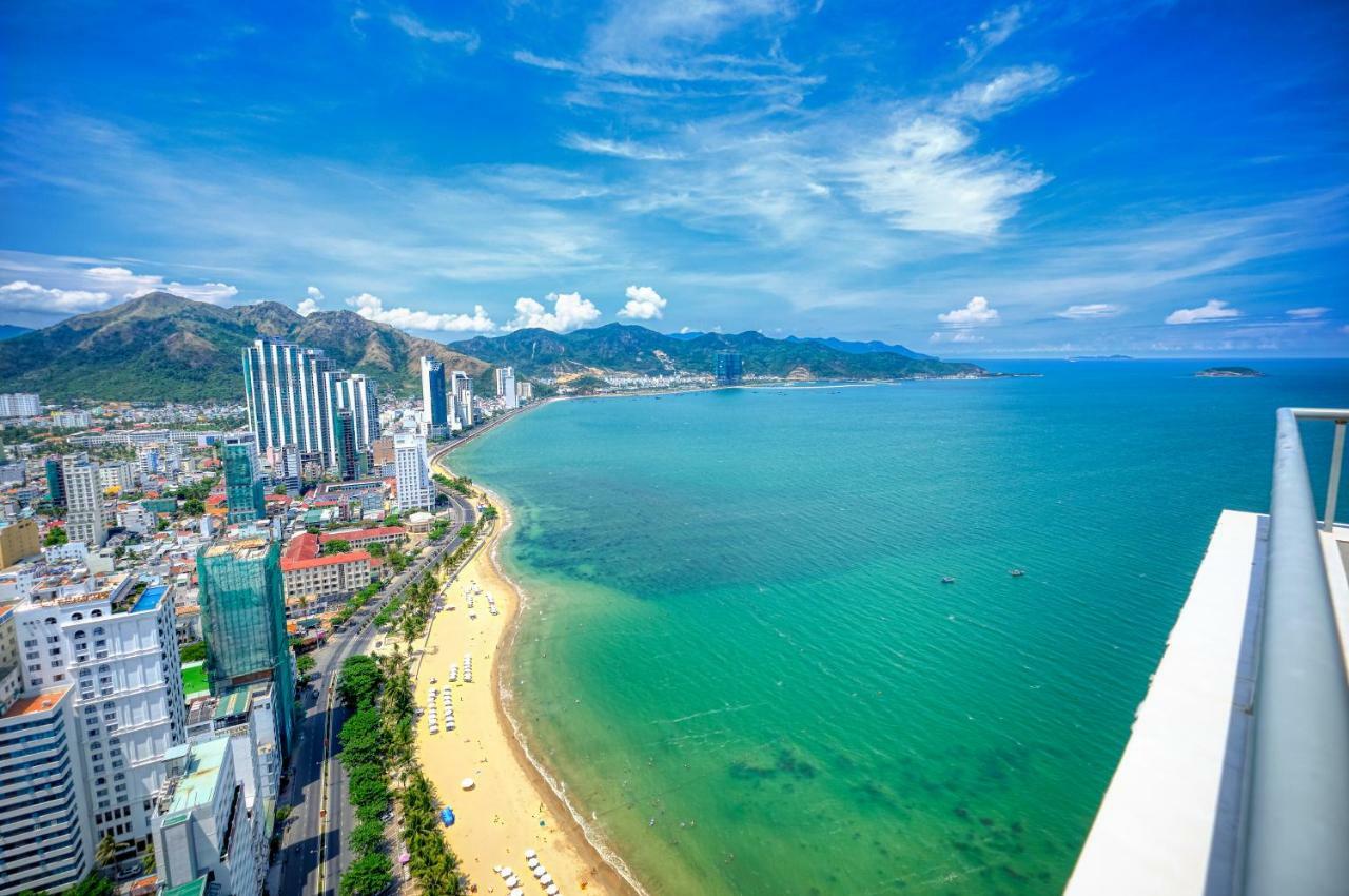 Sunrise Hon Chong Ocean View Apartment Нячанг Екстер'єр фото