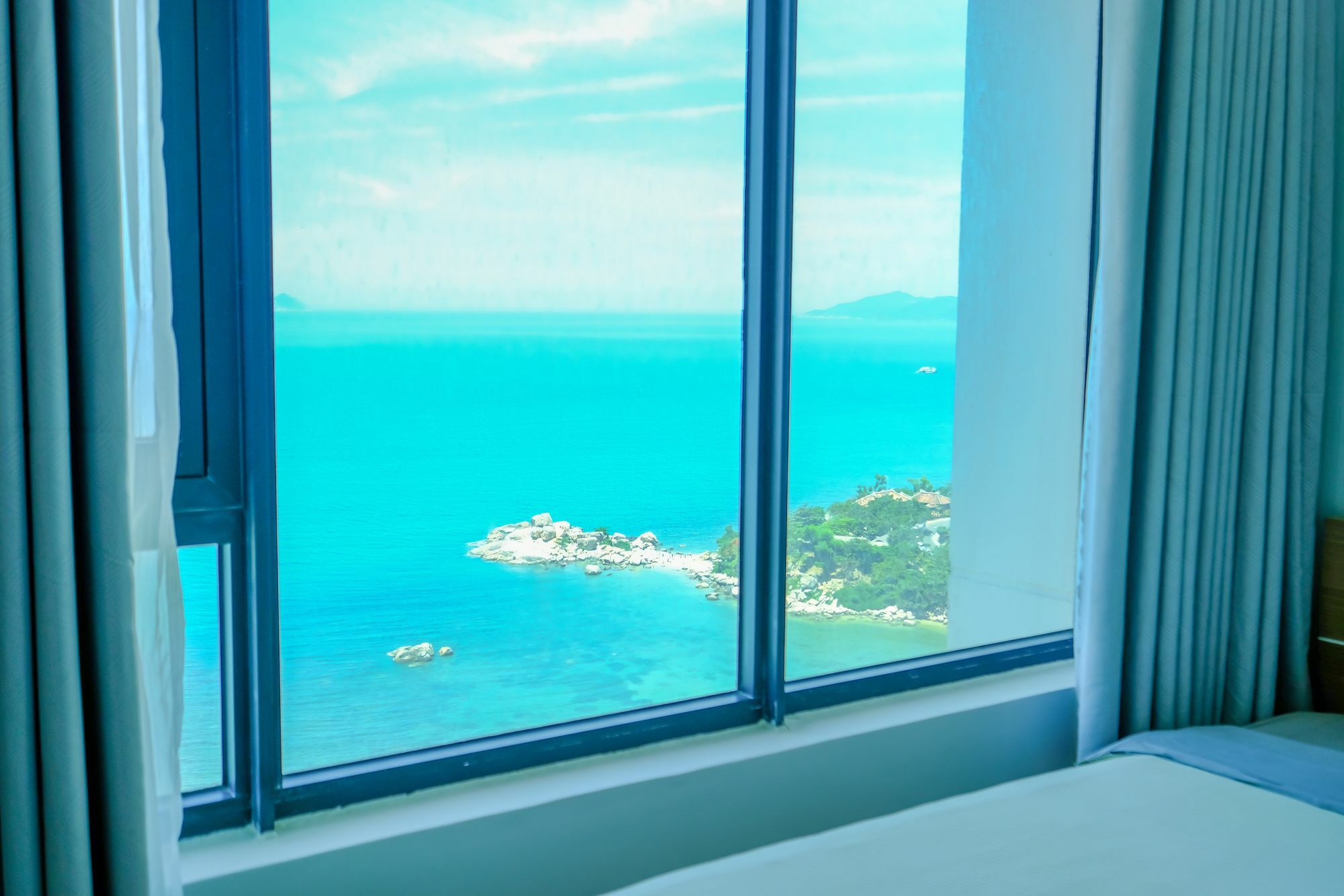 Sunrise Hon Chong Ocean View Apartment Нячанг Екстер'єр фото