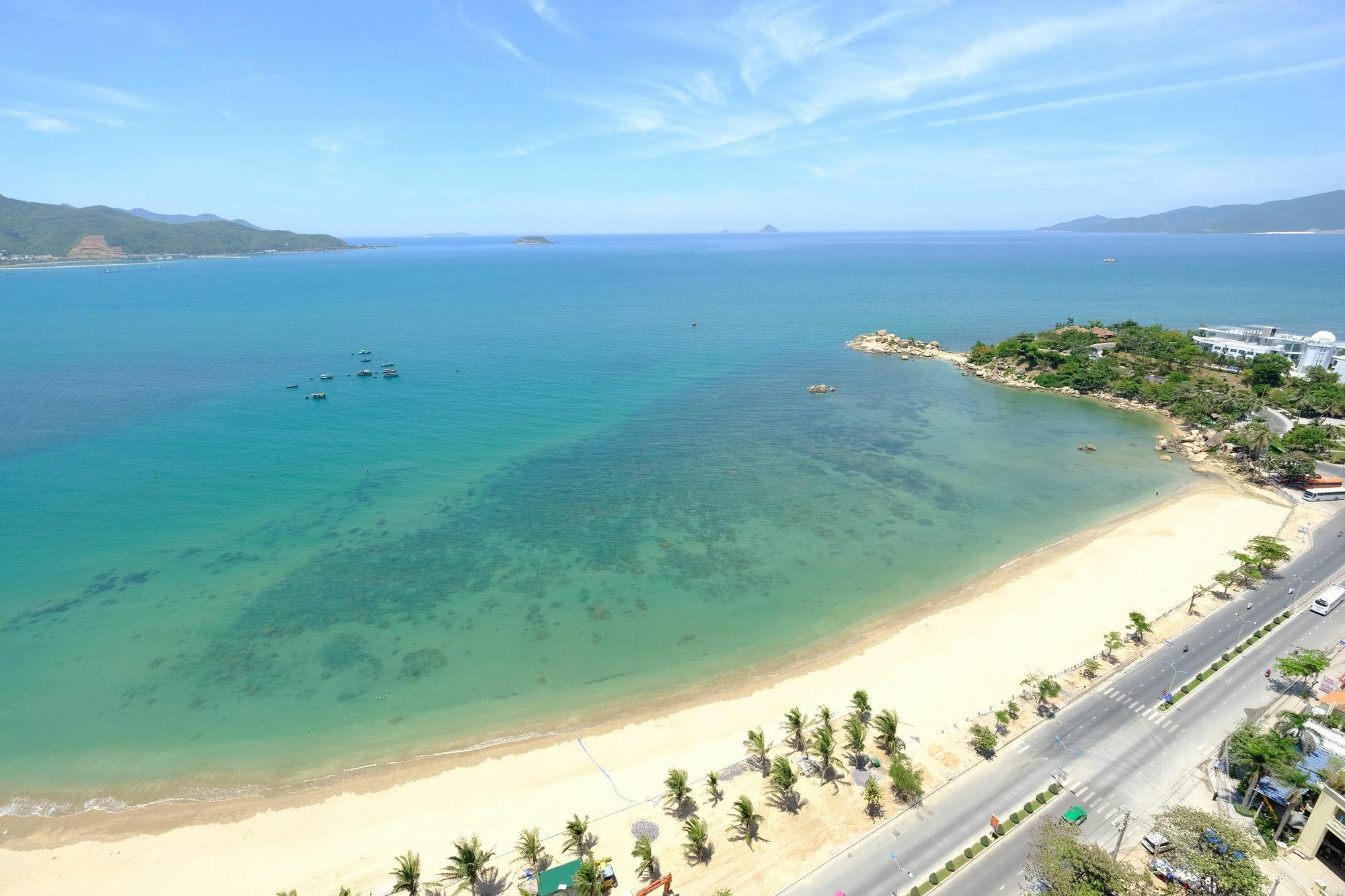 Sunrise Hon Chong Ocean View Apartment Нячанг Екстер'єр фото