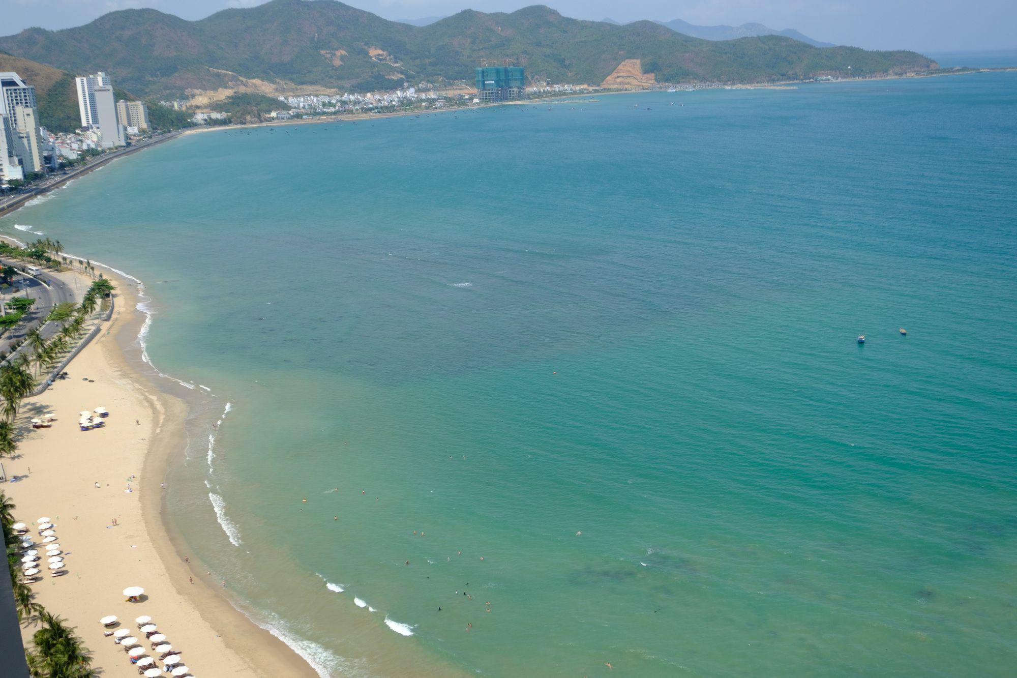 Sunrise Hon Chong Ocean View Apartment Нячанг Екстер'єр фото