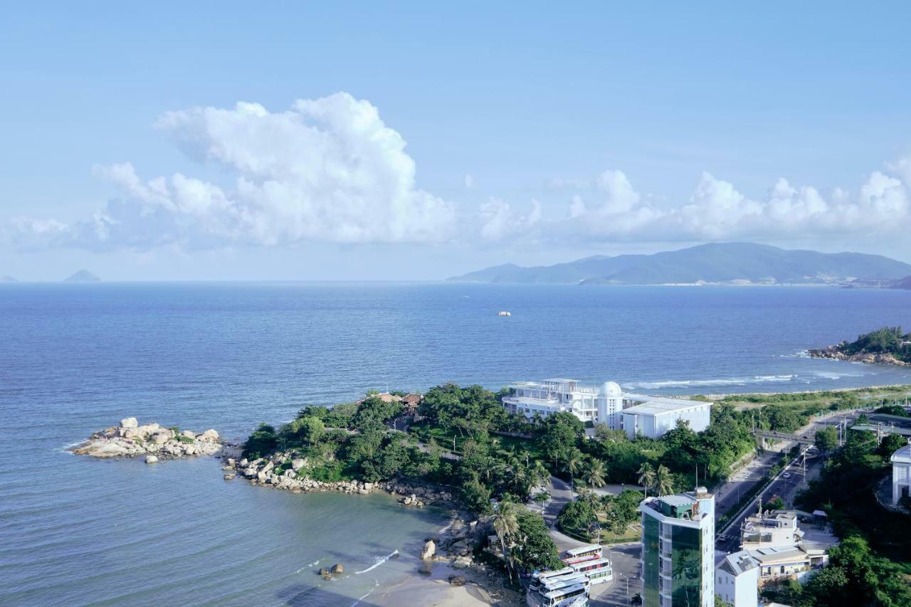 Sunrise Hon Chong Ocean View Apartment Нячанг Екстер'єр фото